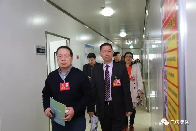 三慶集團董事長吳立春參加中國人民政治協商會議濟南市第十四屆委員會第一次會議10.jpg